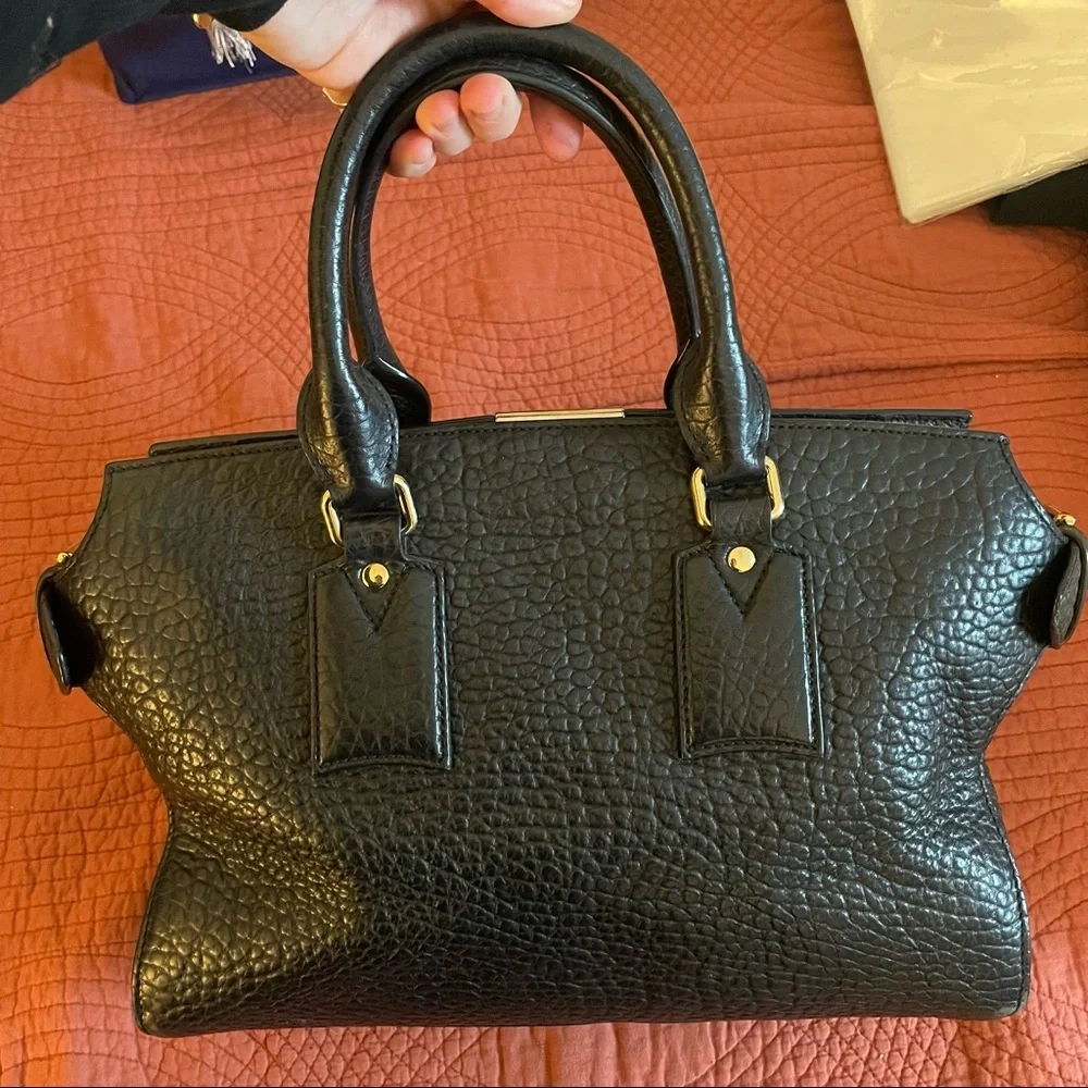 Burberry Clifton Convertible Tote Heritage Grained Leather Medium - Picture 3 of 15